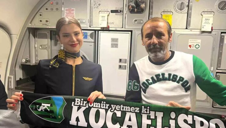 Kocaelispor Taraftarından Hostese Anlık Beste